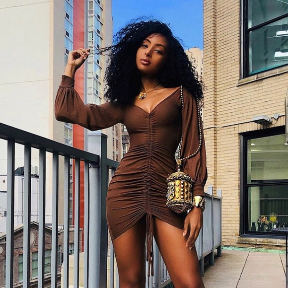 Hi! I'm Olay, Welcome to my closet! :) - Picture 2 of 8